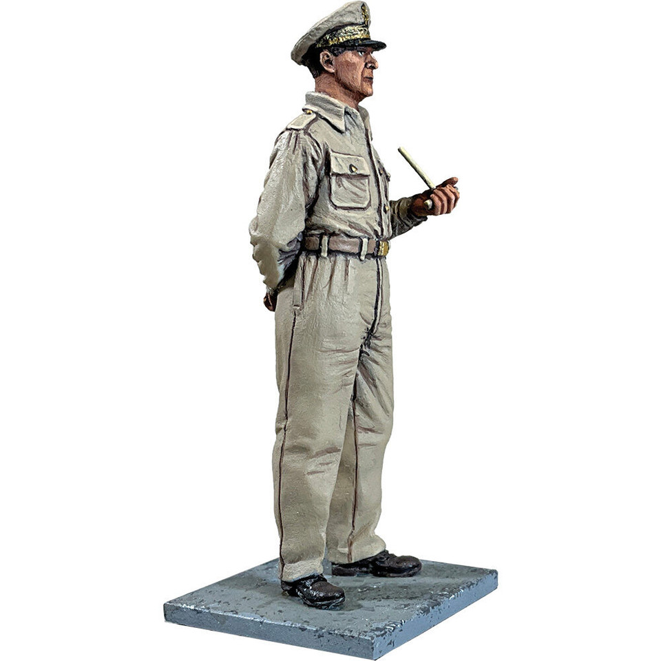 General Douglas MacArthur 1/30 Figure - 1945 William Britain (10166) 1:30 Scale Metal by William Britain Main Image