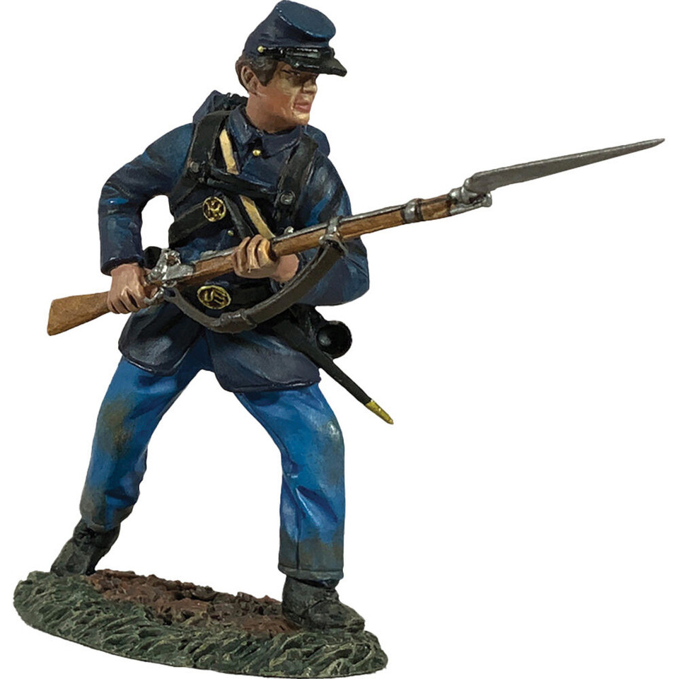 Federal Infantry in Sack Coat Defending 1/30 Figure William Britain (31376) 1:30 Scale Metal by William Britain Main Image