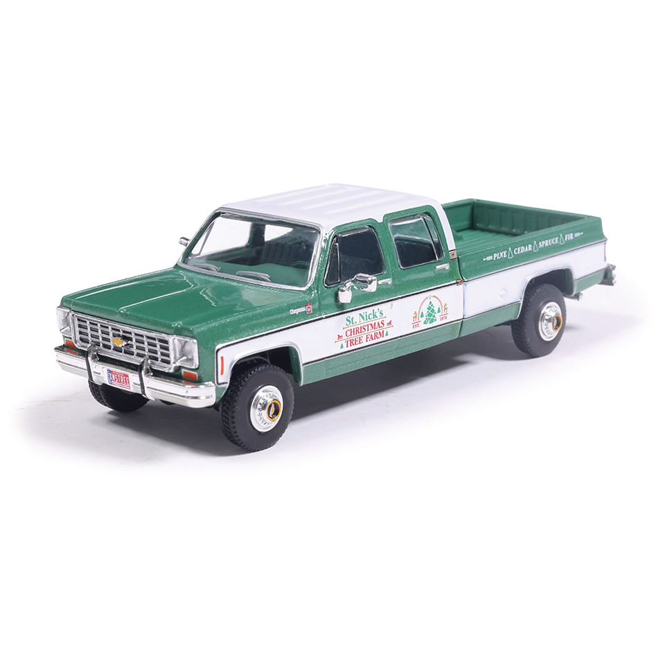 1976 Chevrolet Cheyenne K20 - Christmas Exclusive 1:64 Scale Diecast Metal by IXO America Main Image