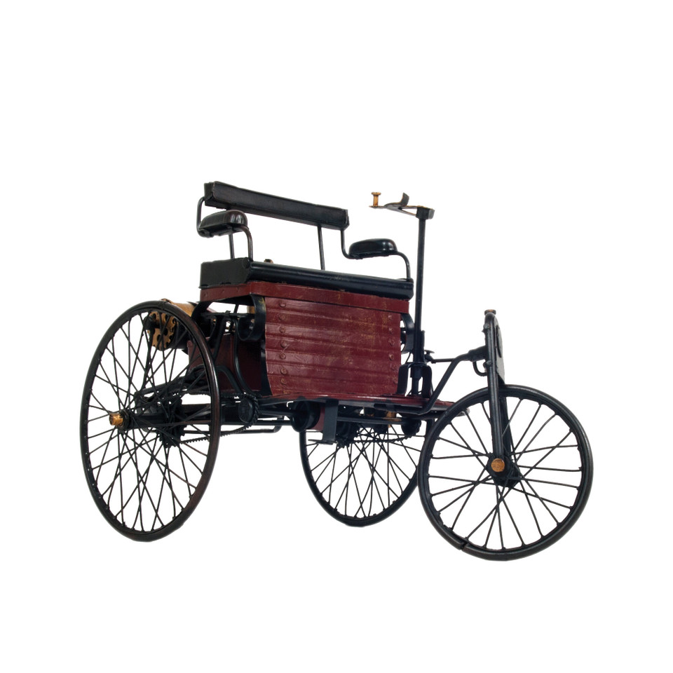 1886 Patent Wagen Metal Scuplture Main Image