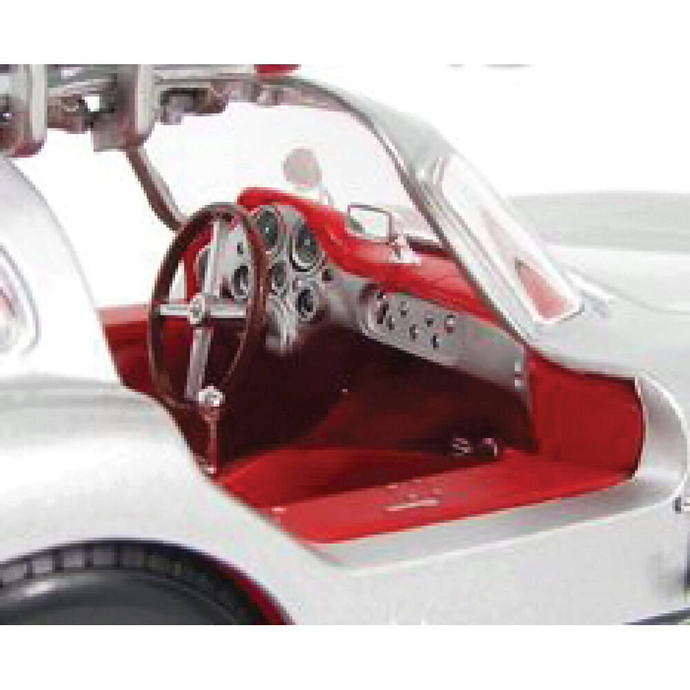 Maisto 1:18 Mercedes Benz 300 SLR ベンツ Maisto 1:18 Mercedes-Benz 300 SLR car Alloy Retro Car Model