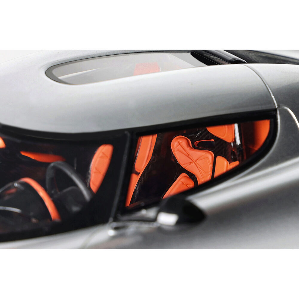 マ*イ様 GT SPIRIT 1/18 ケーニグセグ CC850 (シルバー) 1/18 GT Spirit Koenigsegg CC850 In Moon Silver Metallic from