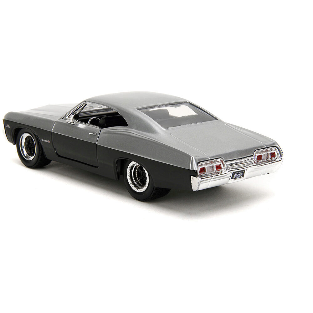 1967 Impala 1/18 limited edition ミニカー 1967 Chevy Impala Two