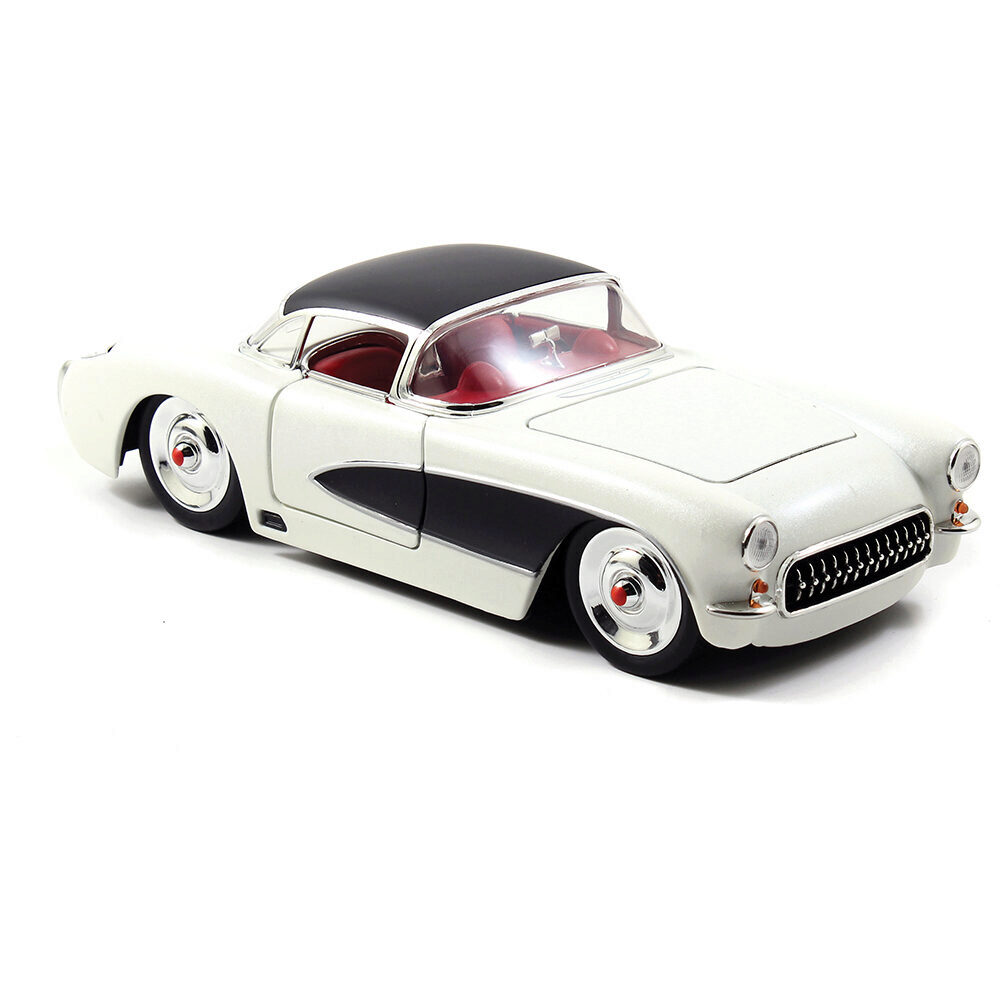 Jada Toys 1/24 シェビー　コルベット Amazon.com: Jada Toys 1:24 BTM - '63 Chevy Corvette Sting