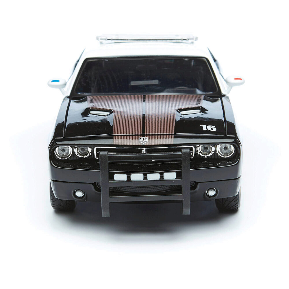 2006 Dodge Challenger Concept Police B&W Diecast Model Car | Maisto