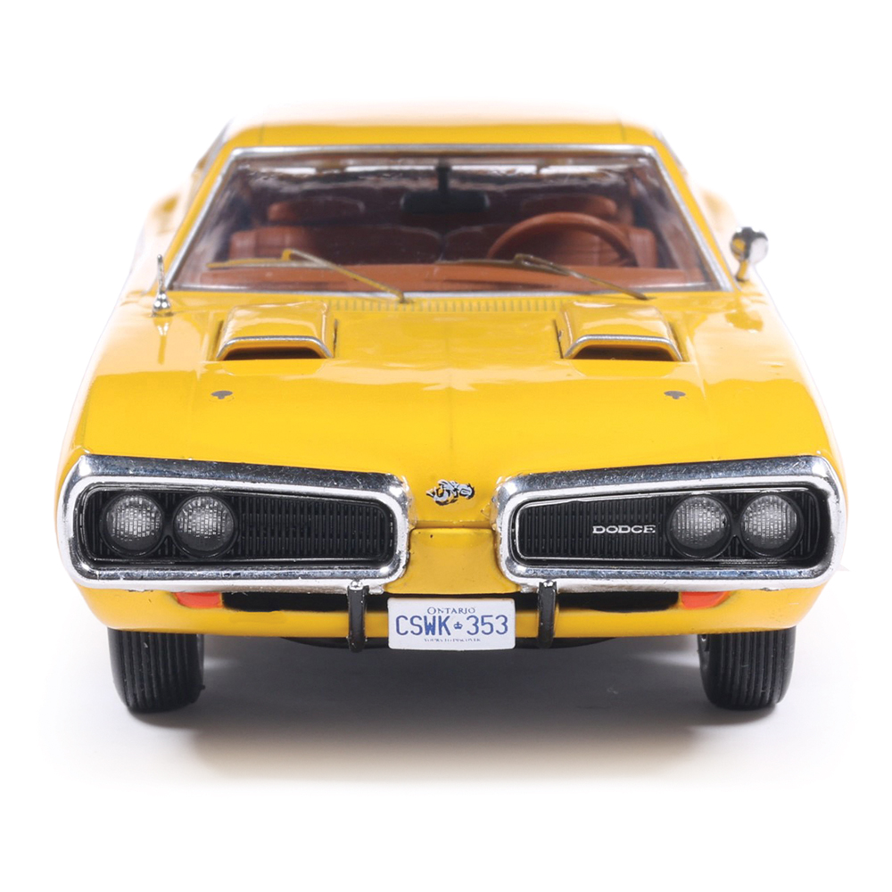 1970 Dodge Coronet Super Bee Top Banana Diecast Model Car | IXO Models