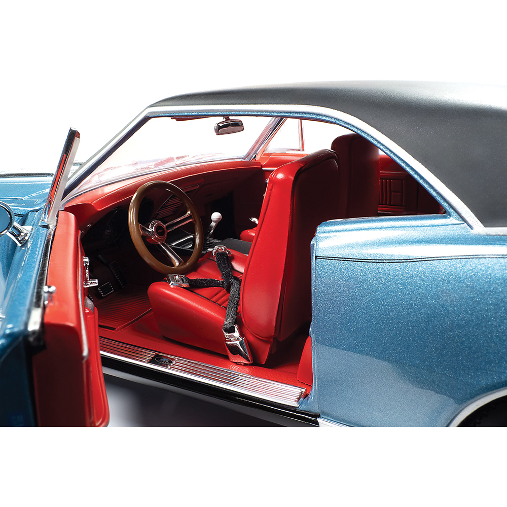 1967 Chevy Camaro Coupe MCACN Nantucket Blue | American Muscle - Ertl
