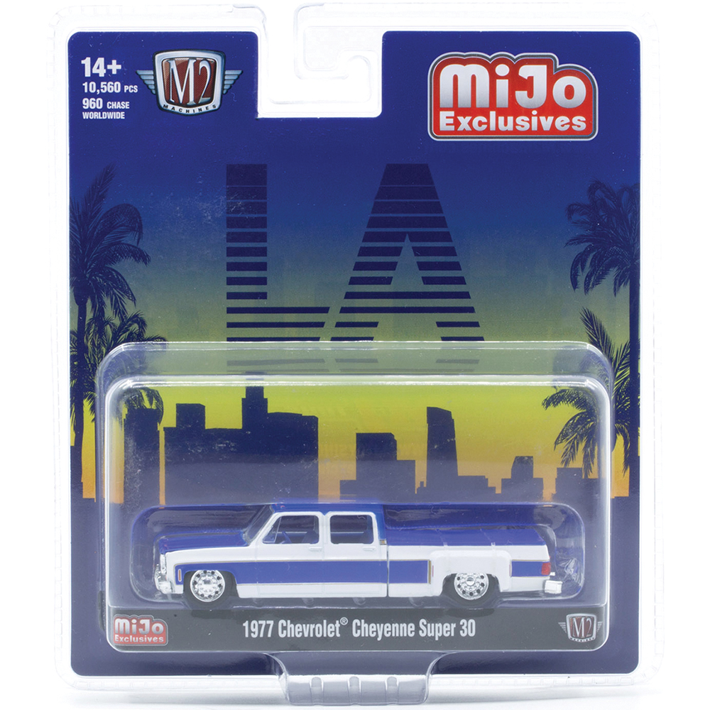 M2 1977 シボレー・シャイアン・スーパー 30 (チェイスカー) 1977 Chevrolet Cheyenne Super 30 LA White+Blue | M2 Machines