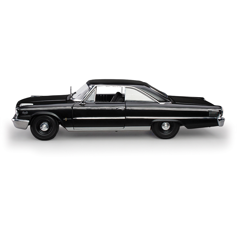 ミニカー 1963 Ford Galaxie 500 SunStar 1:18 Sun Star 1963 Ford Galaxie 500/XL #45 Jack Sears Winner
