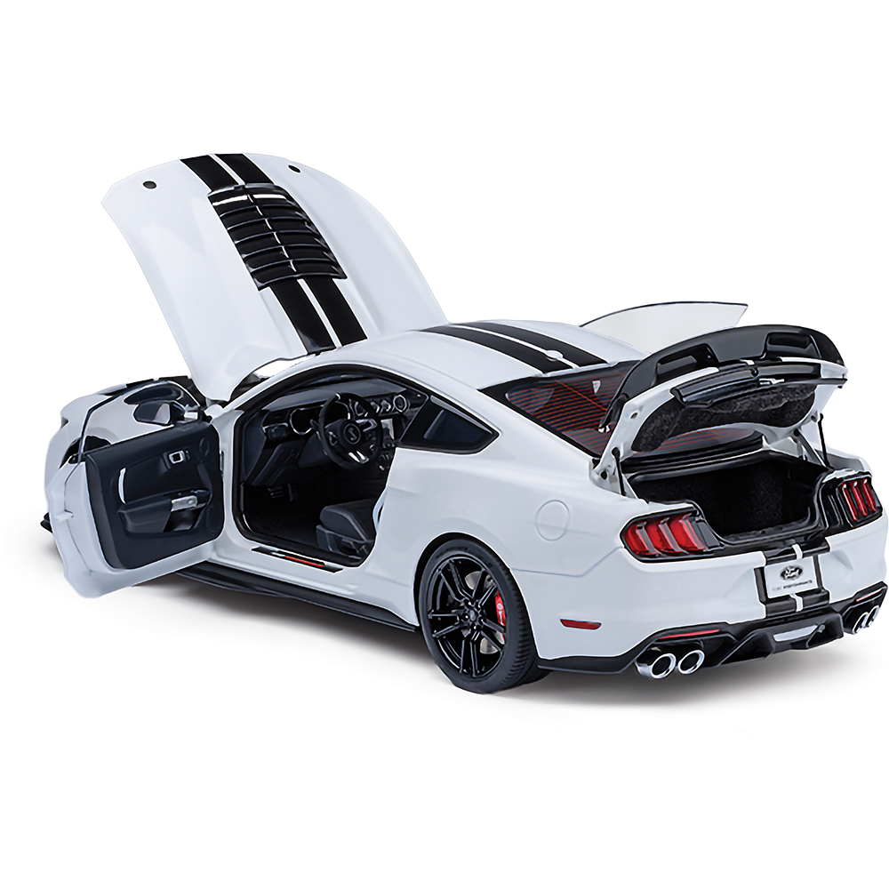 Ford Mustang Shelby G.T.500 Oxford White Diecast Model Car | AutoArt