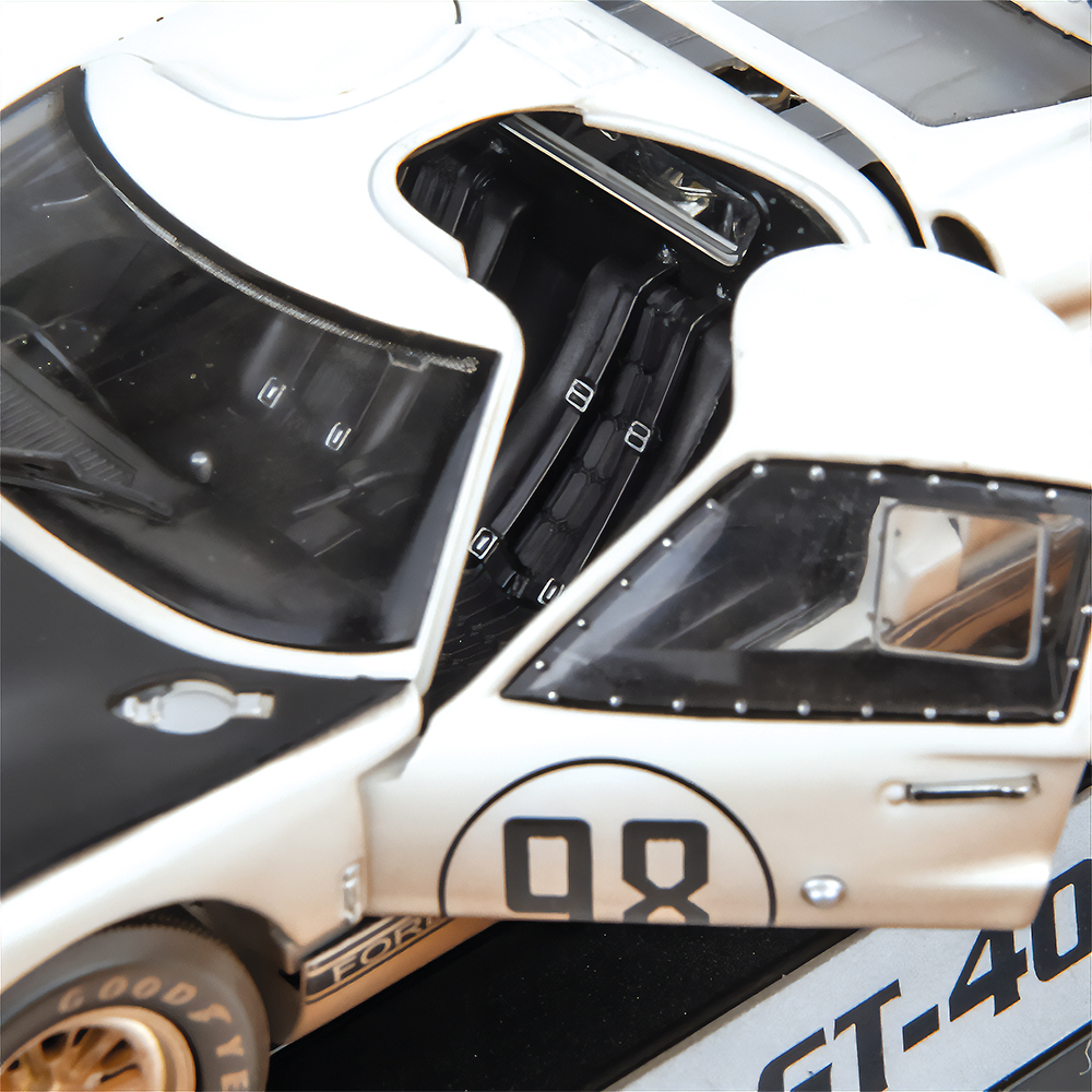 1966 Ford GT40 #98 Daytona 24 Hours After Race | Shelby Collectibles