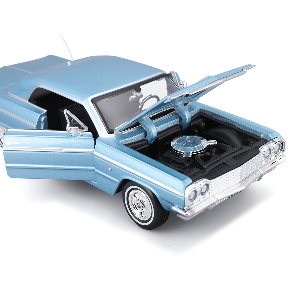 1964 Chevrolet Impala SS Blue Diecast Model Car | Maisto