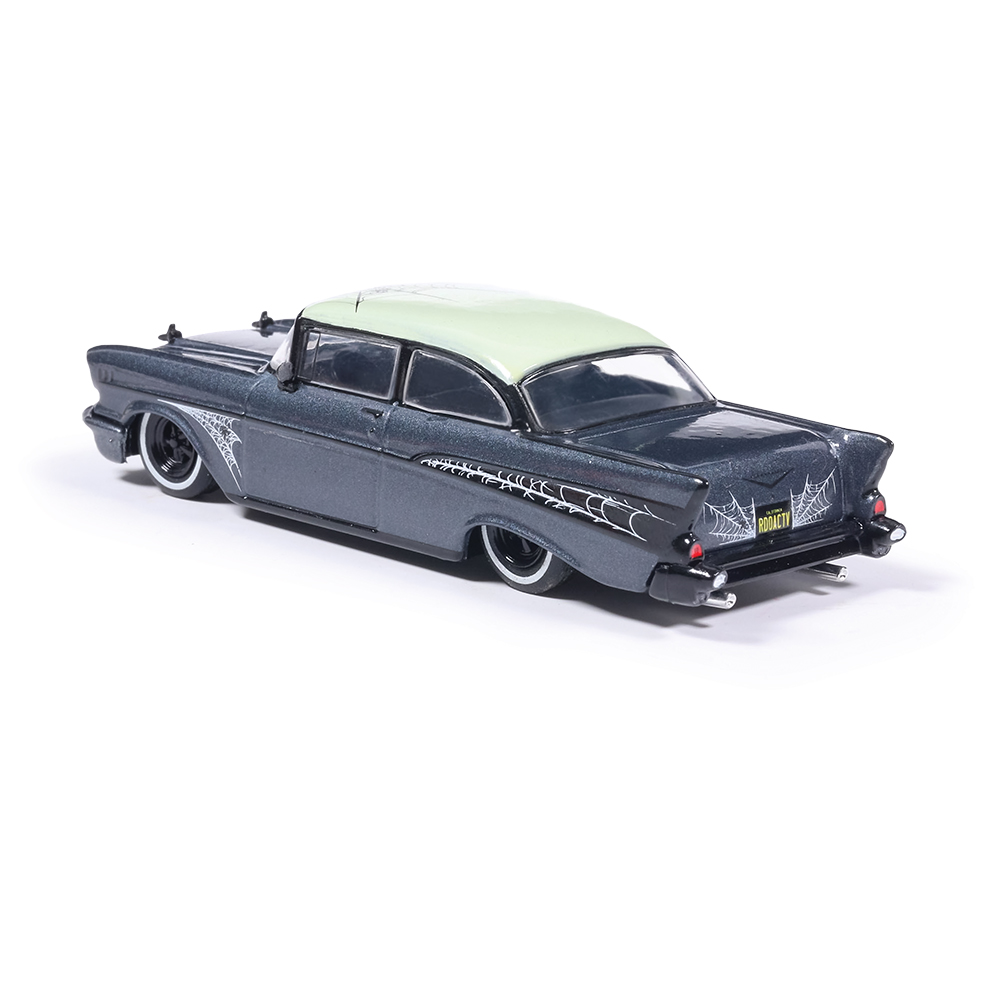 1957 Chevrolet Bel Air Lowrider Halloween | IXO Models