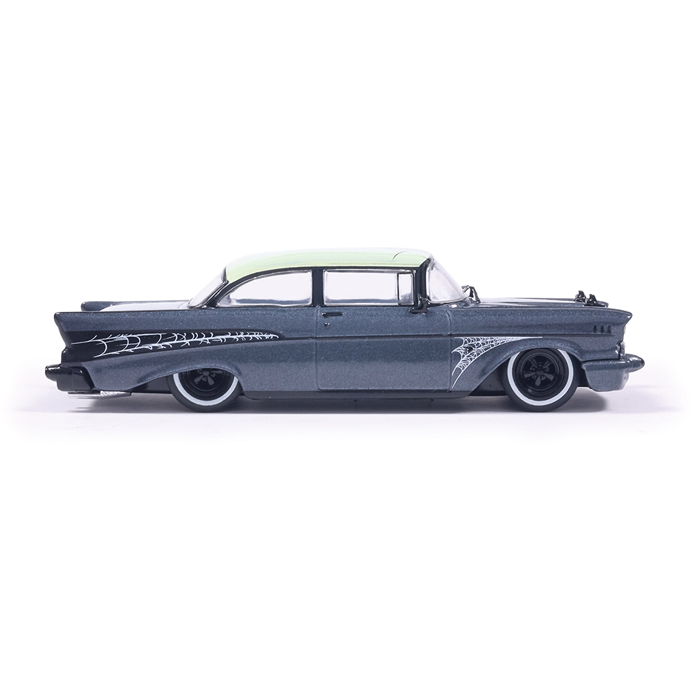1957 Chevrolet Bel Air Lowrider Halloween | IXO Models