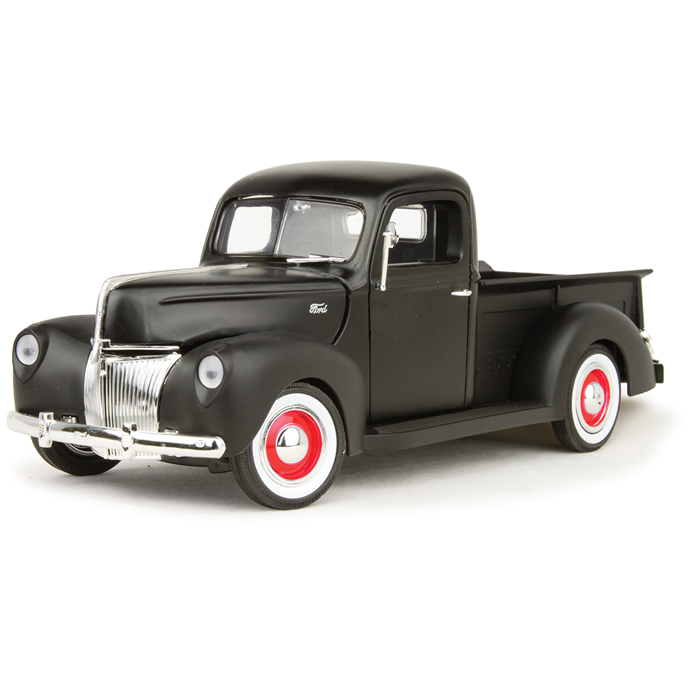 1940 Ford Matte Black Pickup Diecast Model | Motormax
