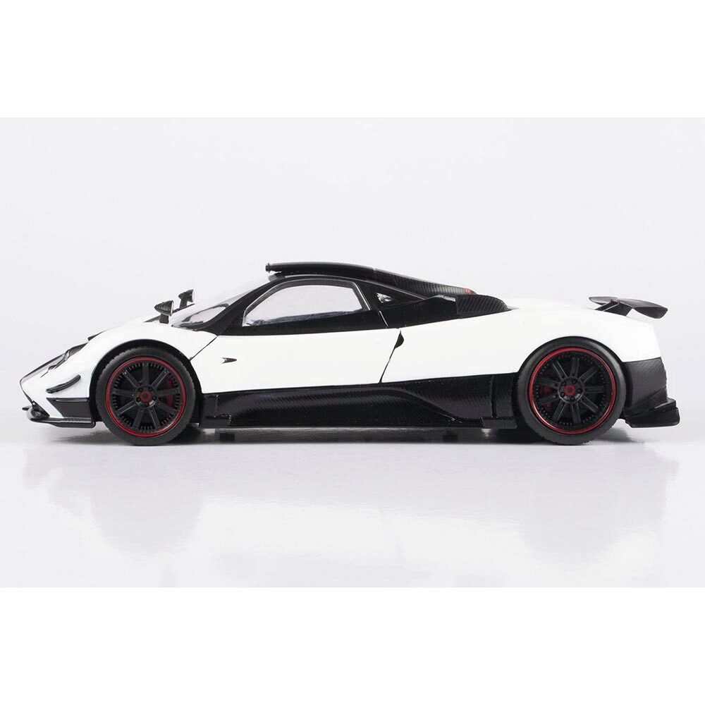 Pagani Zonda 1/18 スケールモデル Amazon.com: Pagani Zonda F Black 1/18 Diecast Car Model by
