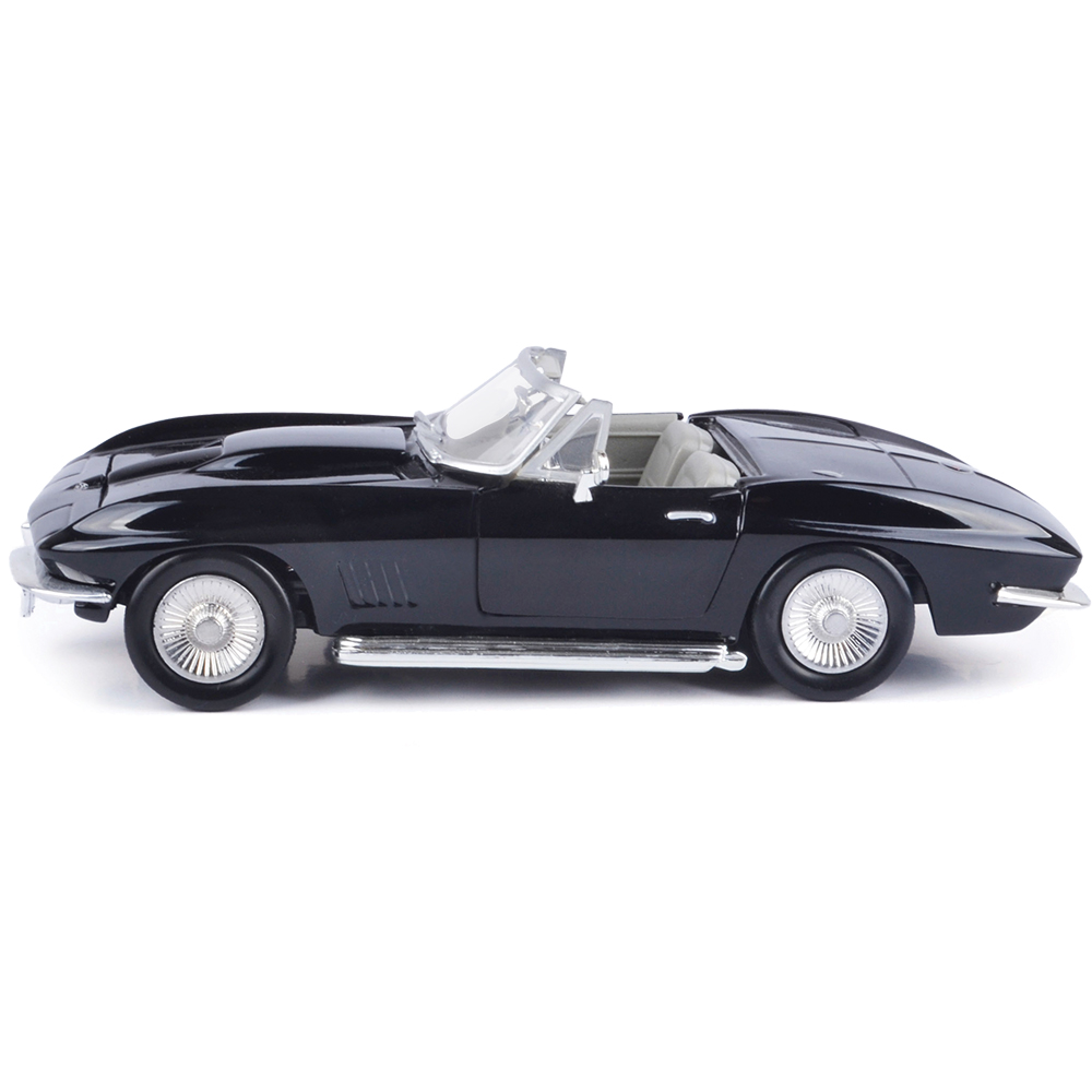 1967 Corvette 427 Tri-Power Diecast Model | Motormax