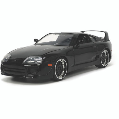 AMT ワイルドスピード 1995 TOYOTA SUPRA Amazon.com: AMT 1995 Toyota Supra 1:25 Scale Model Kit