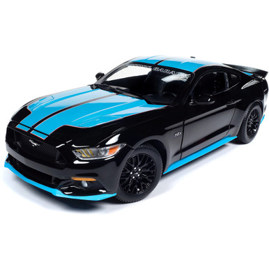 2015 Ford Mustang Petty's Garage Diecast Model Car | Auto World