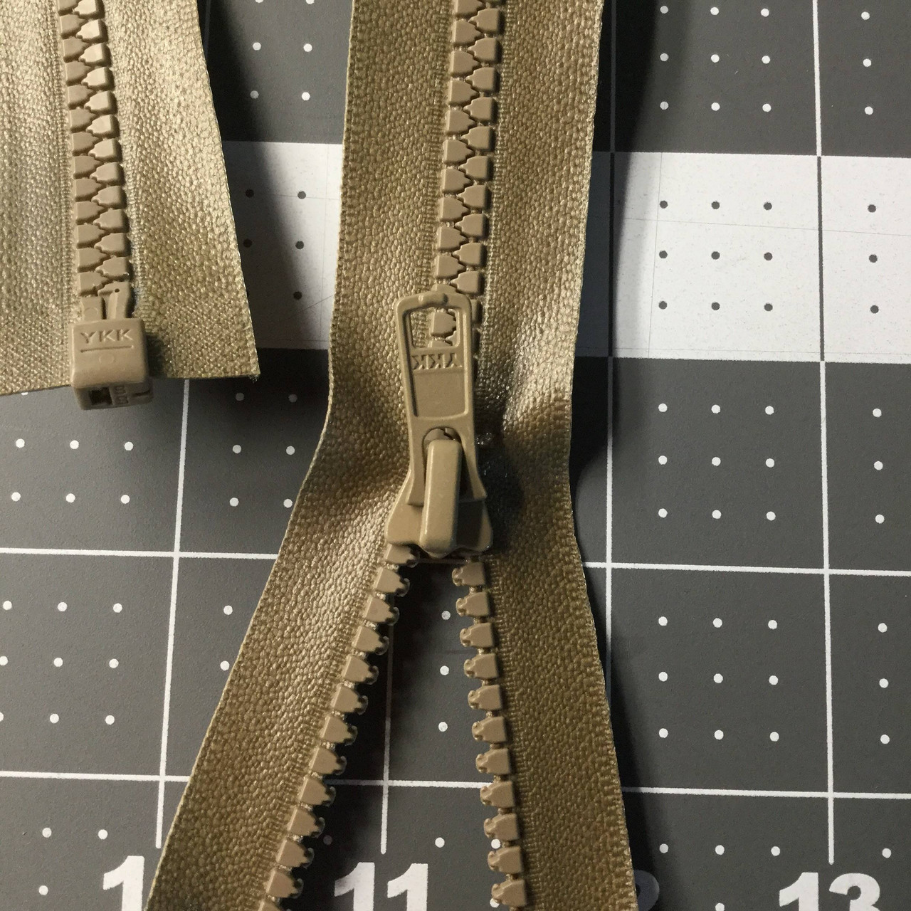 28 Inch Tan Separating Jacket Zipper HEAVY DUTY Molded Plastic