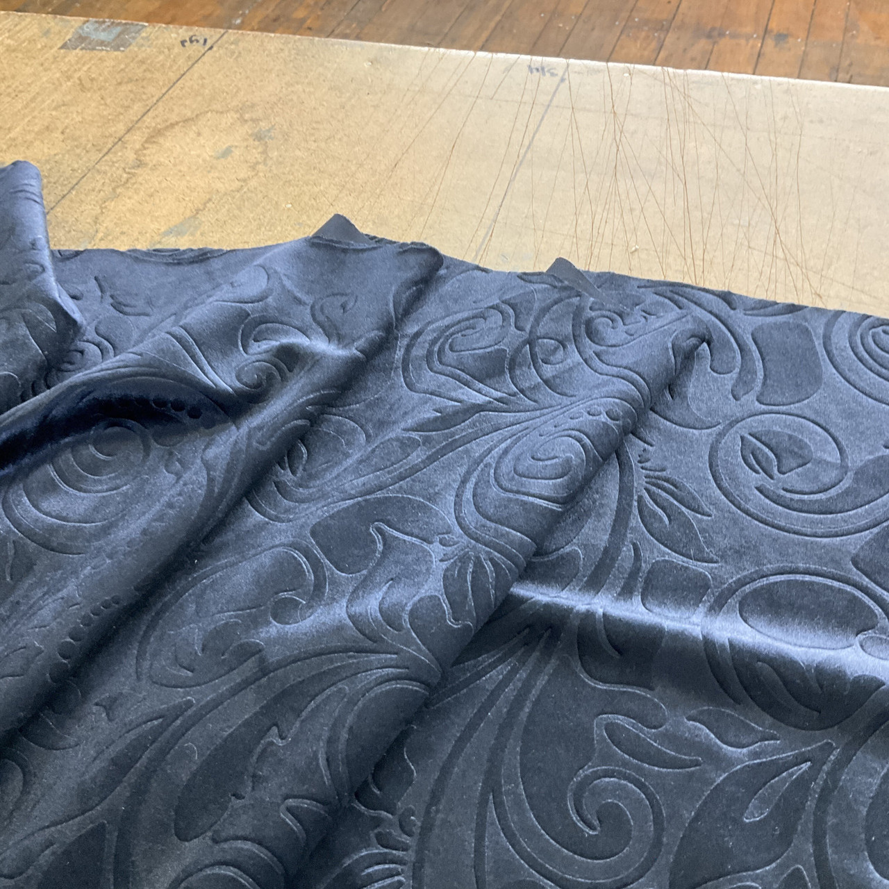 Scroll Pattern Velvet Embossed Velvet Scroll Navy | Medium/Heavyweight Velvet Fabric | Home ...