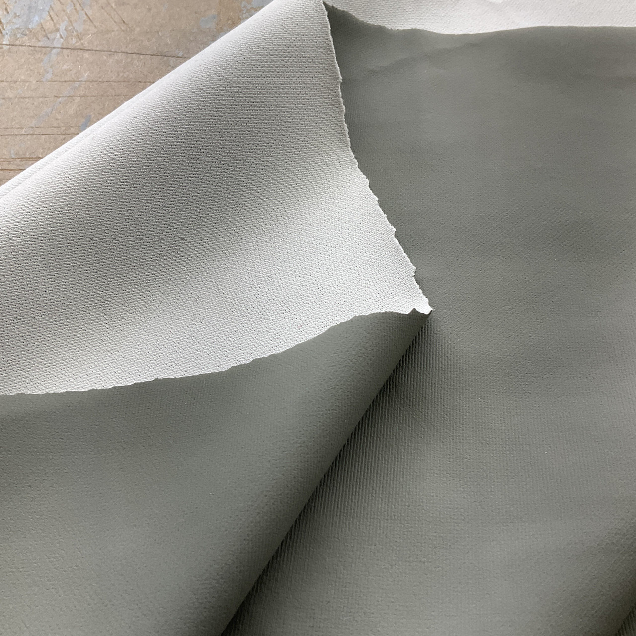 The Pros and Cons of Vinyl Upholstery Fabric