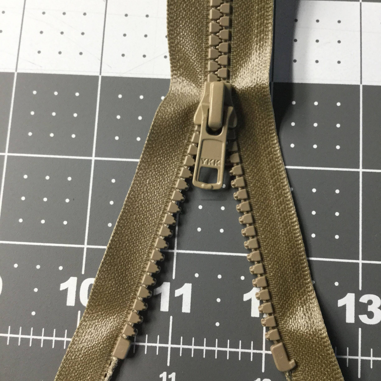 28.5 Inch Tan Separating Jacket Zipper