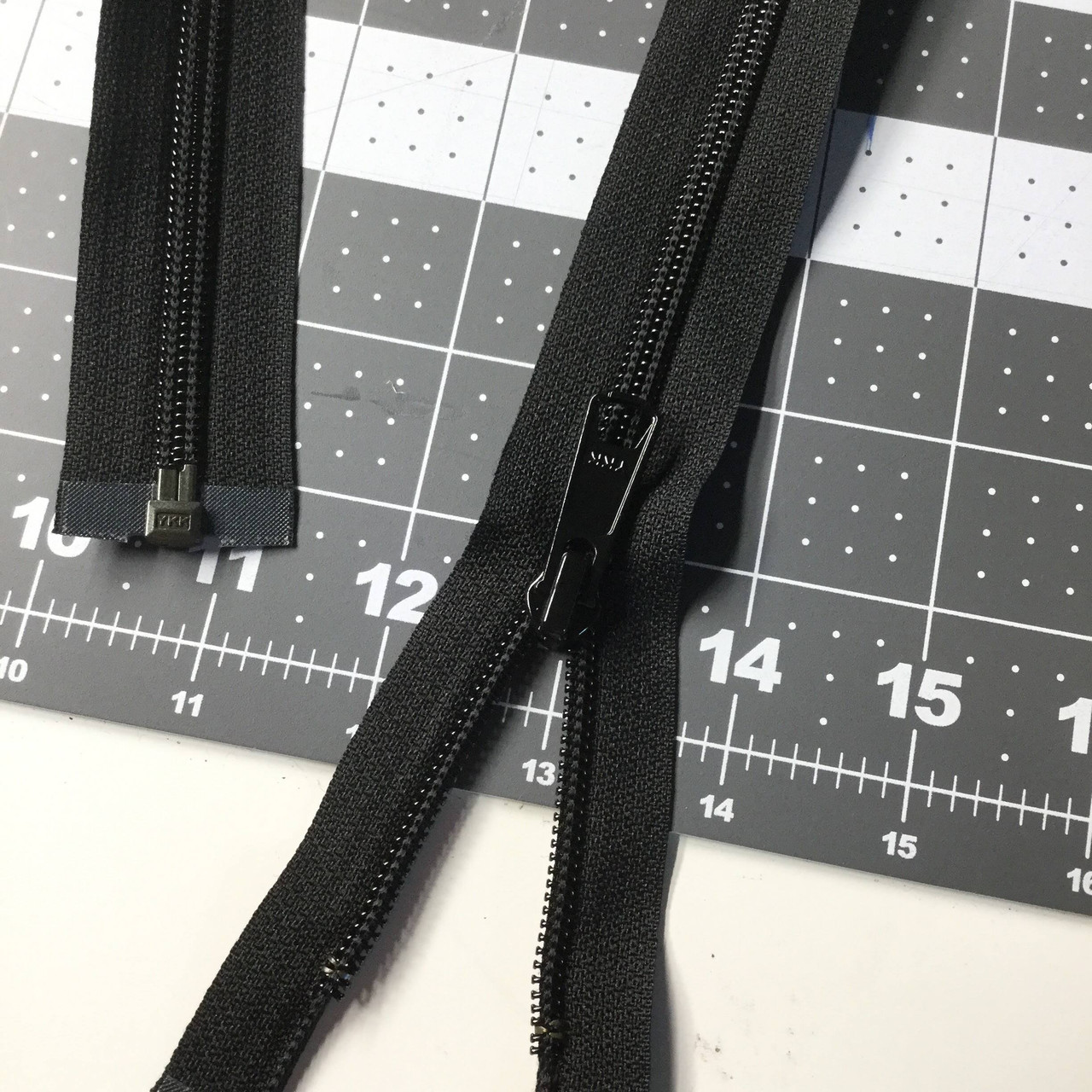 2PCS #5 24 Inch Separating Jacket Zippers Bulk Zipper for Sewing Coats  Jacket Zipper Black Molded Plastic Zippers Replacement (24 2pcs) 