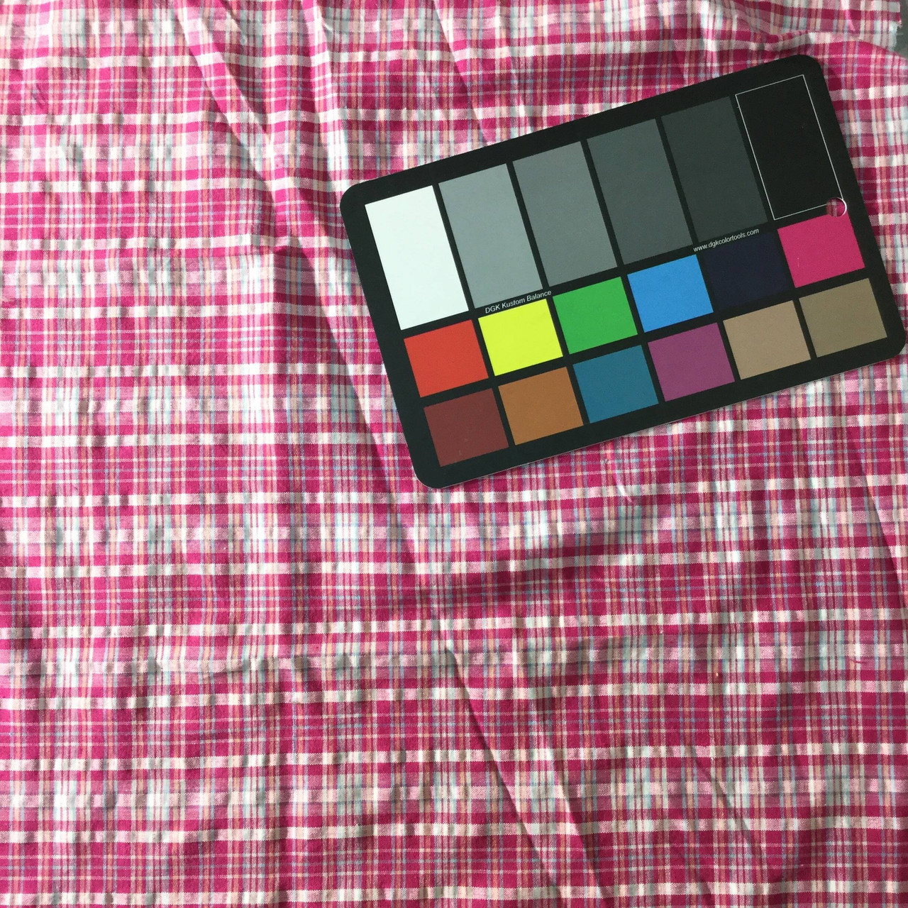 Plaid Fashion Dimensional Fabric Paint | Bright Pink
