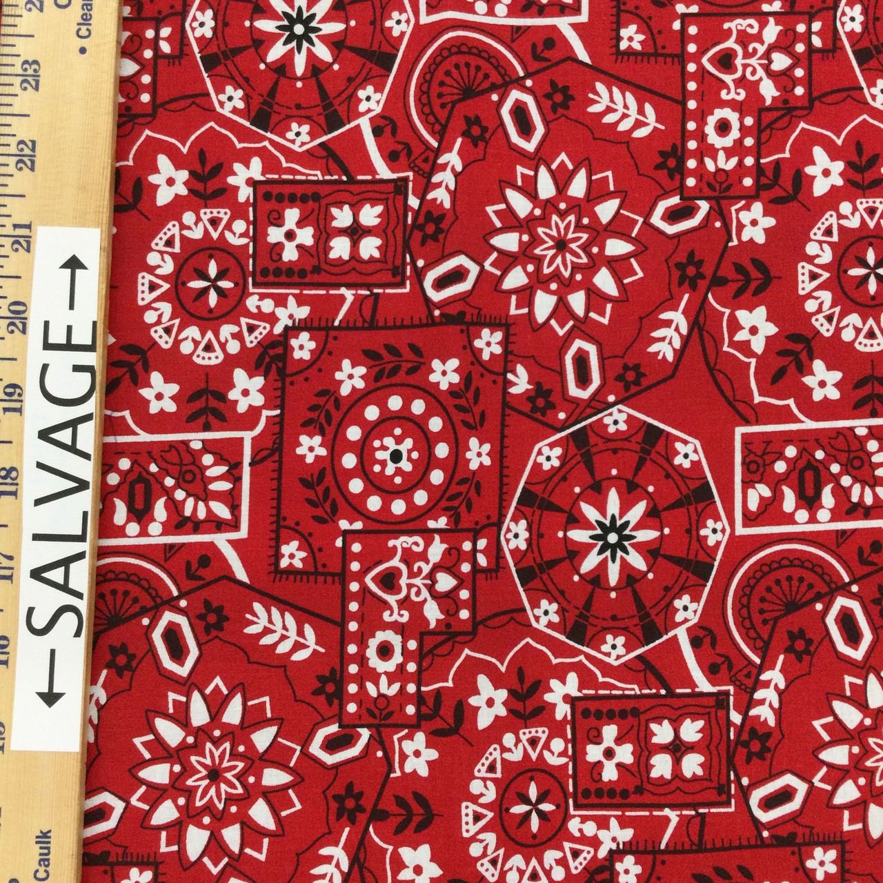 Quilting Paisley Bandana in Red - All About Fabrics