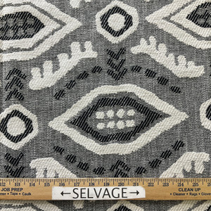 Artistry Tribal Southwest Pedra Jacquard Tuxedo | Very Heavyweight Jacquard Fabric | Home Decor Fabric | 57.25" Wide