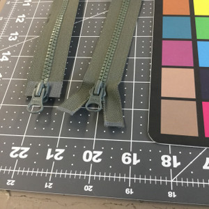 28" Molded Plastic Zipper - 2 pulls | Foliage Green  | YKK Brand | Military | Bags