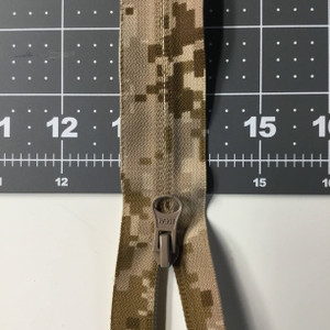 32 Inch Separating Jacket Zipper | Digital Desert Camouflage, Single Pull |