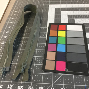 molded plastic zipper