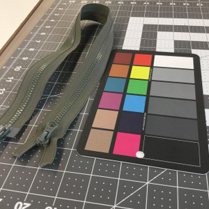 molded plastic zipper