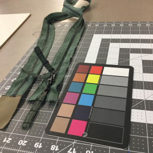 42.5 Metal Zipper - 3 pulls | Foliage Green | Military Repair | Duffel Bag