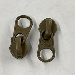 Zipper Pulls  coil- 10pk