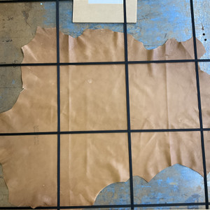 Crackle Tan Brown Nappa Lambskin Leather Hide | 6 Square Feet | 2.5 Ounce / 1 mm.
