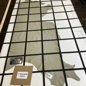 Roche in Beige | Heavily Pebbled Leather Cowhide | 18 Square Feet | 3.5 Ounce / 1.4 mm