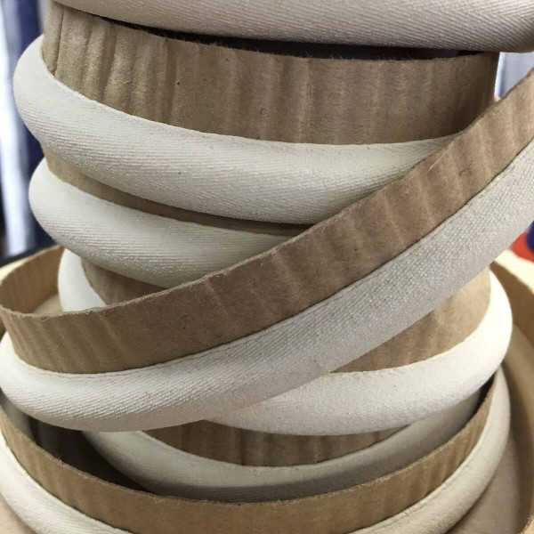 Round Rubber 1/2" With Edging By The Foot