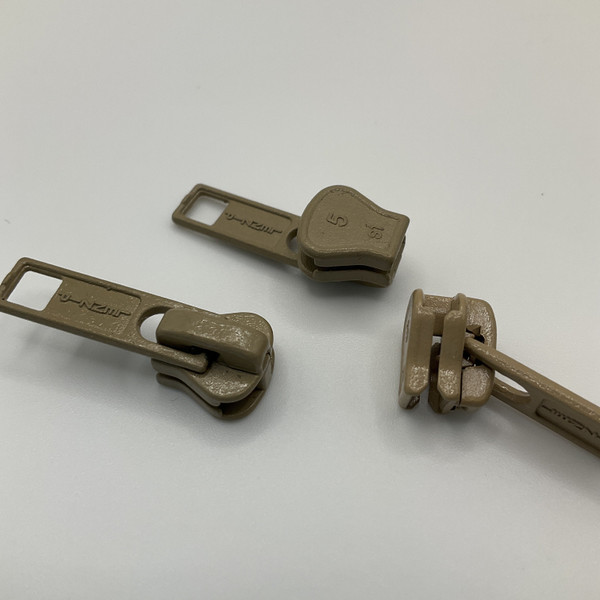 #5 Marine Chain Zipper Pull Slides Beige