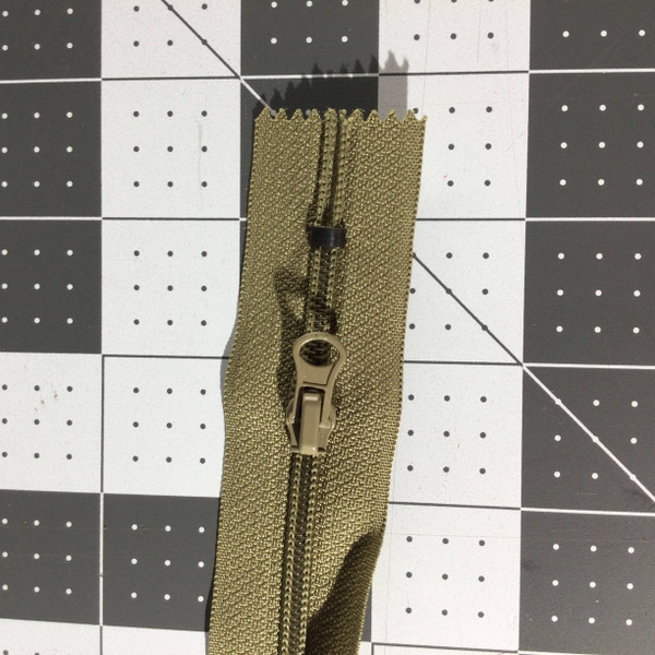 7.5" Size 5 Coil Zipper - 2-pulls 2 pack | Olive Drab  | Bags / Pockets