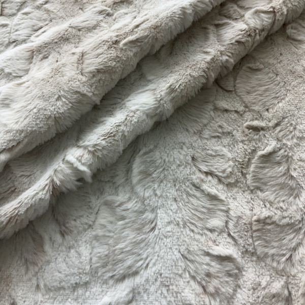 EZ Fabric Frosted Four Seasons Snuggle Faux Fur Agave/White | Very Heavyweight Faux Fur Fabric | Home Decor Fabric | 58" Wide