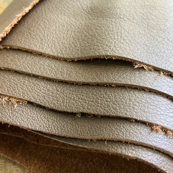 Chocolate Brown | Light Grain Leather Cowhide | 24 Square Feet | 3 Ounce / 1.2 mm