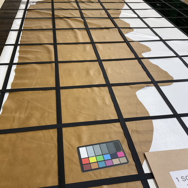 New Promenade in Camel Tan | Leather Cowhide | 28Square Feet | 2.5 Ounce / 1 mm