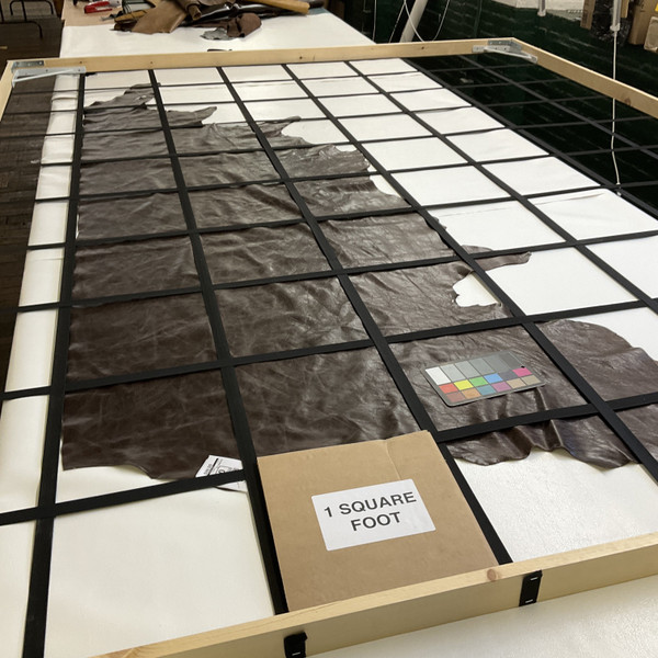 Vintage Worn Look in Chocolate | Leather Cowhide | 20 Square Feet | 3 Ounce / 1.2 mm