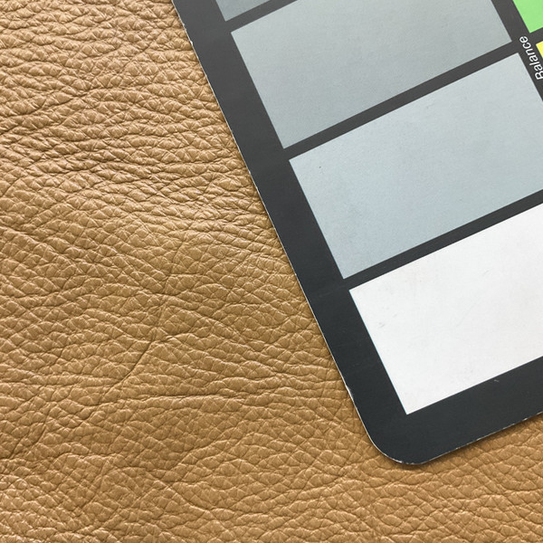 Desert Tan | Full Grain Leather Cowhide | 19 Square Feet | 3.5 Ounce / 1.4 mm