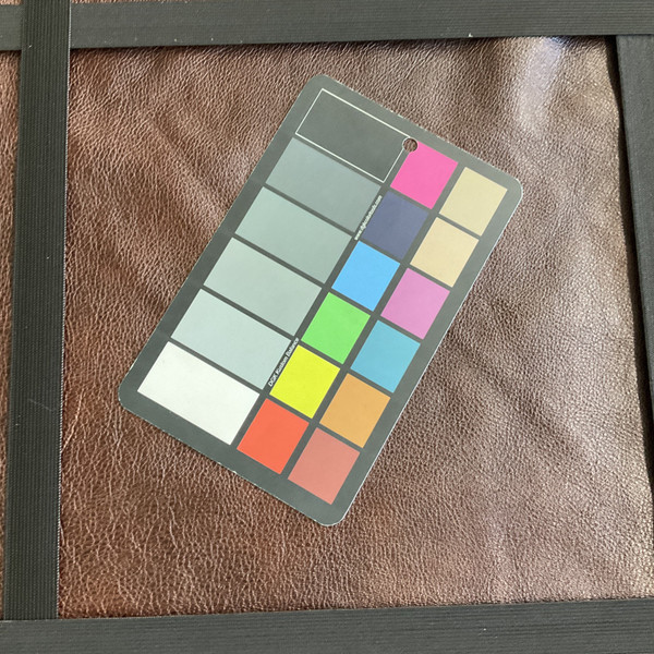 Bourbon Brown | Full Grain Leather Cowhide | 17 Square Feet | 4.5 Ounce / 1.8 mm