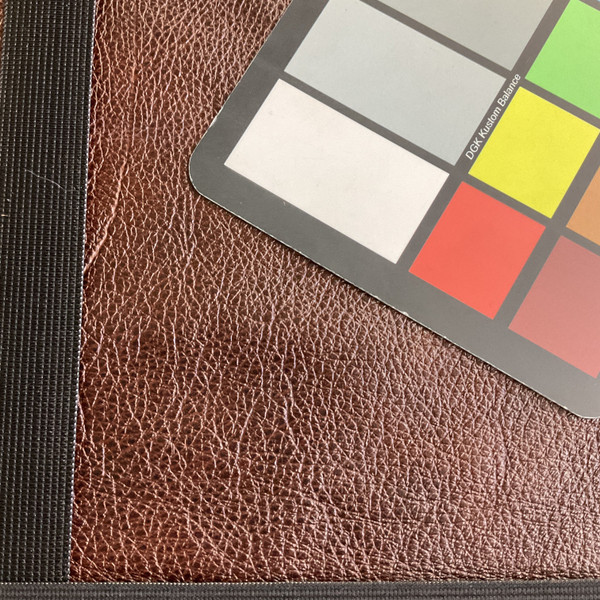 Bourbon Brown | Full Grain Leather Cowhide | 17 Square Feet | 4.5 Ounce / 1.8 mm