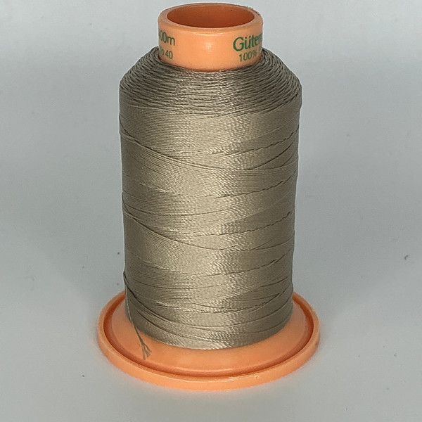 Gutermann Tera 40 OUTDOOR HEAVY DUTY Polyester Thread - Tex 75 - 1,312 yds.    COLOR ID  131